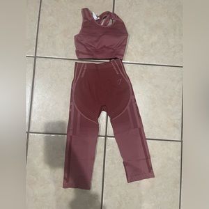 Gymshark Women’s Workout Set